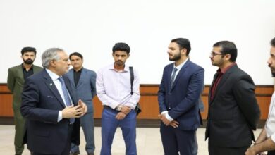 Photo of किर्गिस्तान में छात्रों की हत्या से भयभीत पाकिस्तानी वापस घर जा रहे हैं 