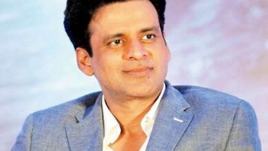 Photo of किरदार चुनते समय समाज की प्रतिक्रियाओं पर बिल्कुल भी नहीं सोचता : : Manoj Bajpayee