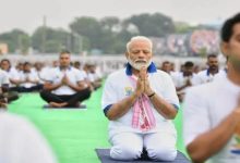 Photo of लाइव: प्रधानमंत्री मोदी श्रीनगर में डल झील के किनारे योग करेंगे