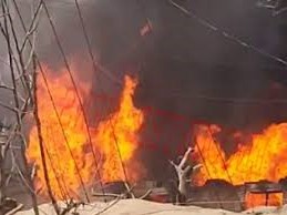 Photo of Vidisha: BJP के पूर्व विधायक की फैक्ट्री में लगी भीषण आग, मचा हड़कंप