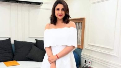 Photo of बेटे के जन्म के बाद पोस्टपार्टम से जूझती परिणीति चोपड़ा, अपने अनुभव में बताया मन शांत रखने का तरीका